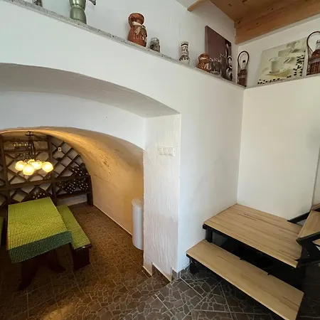Erdodi Pince Badacsony Eperfas Haz Tatil Evi *